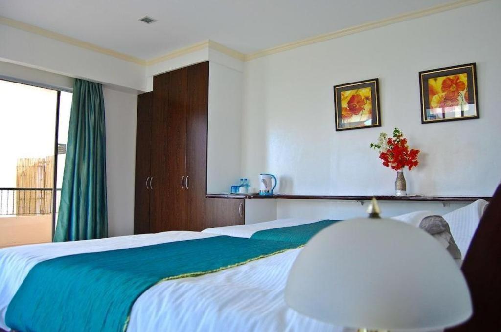 Sherwood Bay Resort & Aqua Sports Inc. Tabalong Buitenkant foto